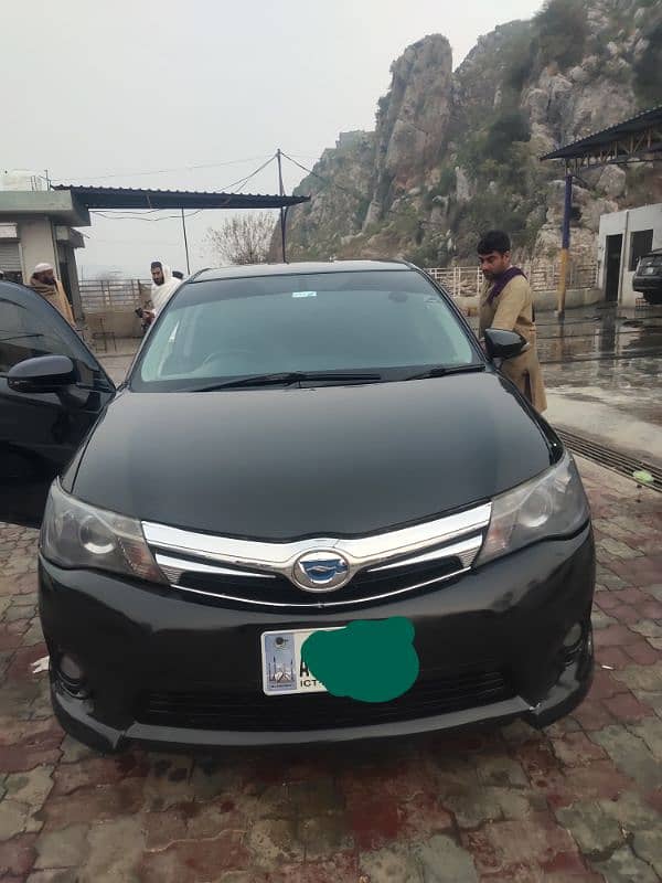 Toyota Corolla Fielder 2015 1