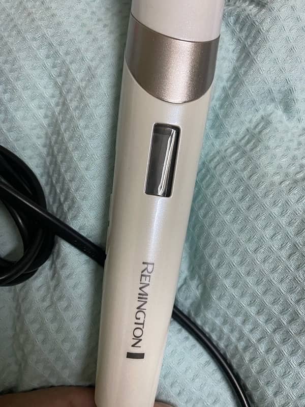 REMINGTON HYDRA LUXE CURLING WAND 3