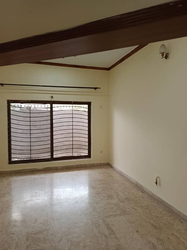 Size 40x80 Triple Story Full House For Rent In G-13 18