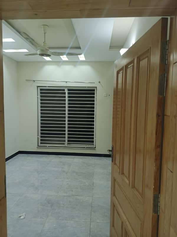 Size 35x70 Ground Portion For Rent In g-13 7