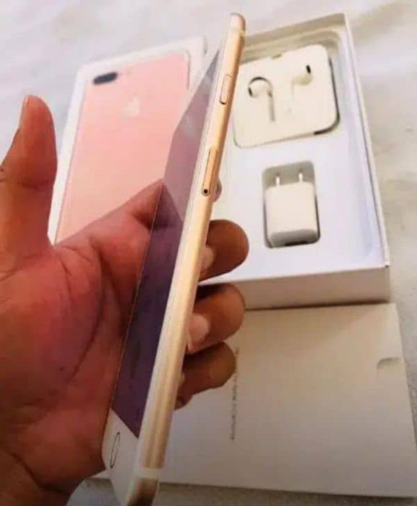 iPhone 7 plus ram 128 GB PTA approved my WhatsApp number 0343/069/3417 1