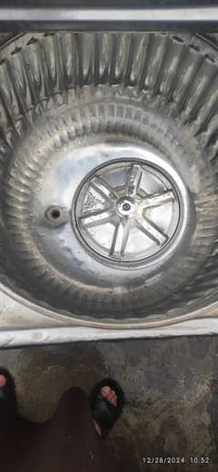 urgent sale washing meshine steel body. 0331.5464964 Dhoke ratta