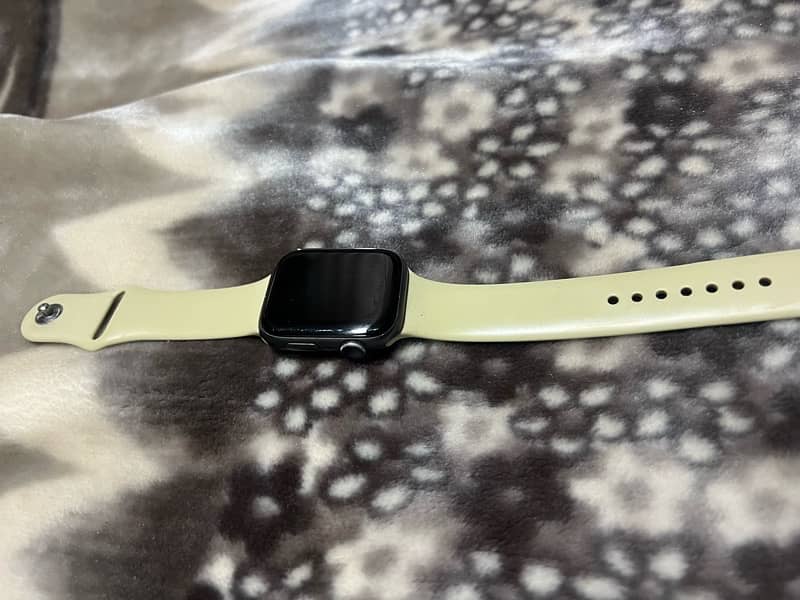 apple watch series 4 44mm 4