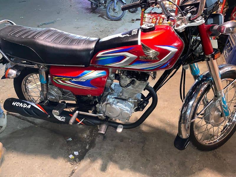 Honda CG125 Red 2021/22 2