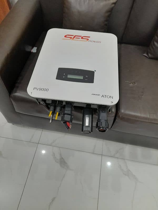 just 1month used solar inverter ip65 with invoice and 5years warrenty 0