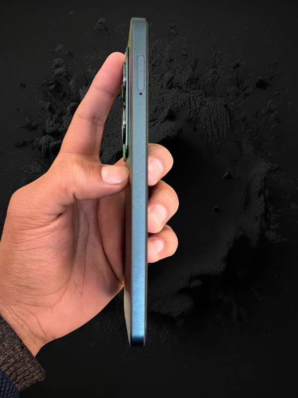 OPPO RENO 11F 3