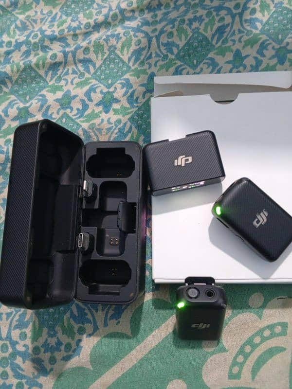 DJI wireless microphone combo box pack condition 1