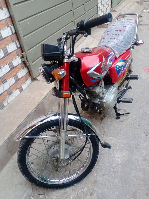 Honda 125 2022 4