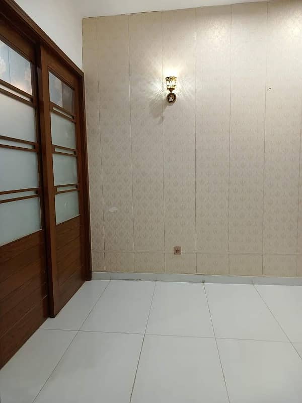 10 Marla House For Rent In Bahria Town Lahore 30