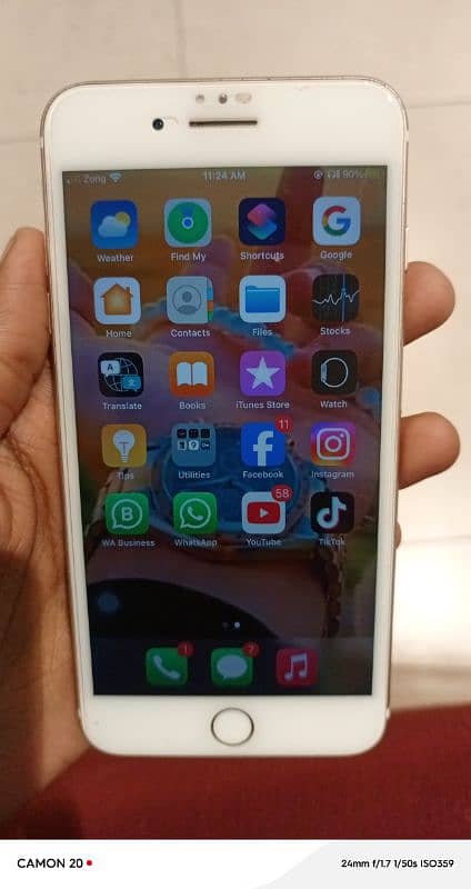 I phone 7 plus 128 GB memery water pak PTA appure  battey helth 73 0