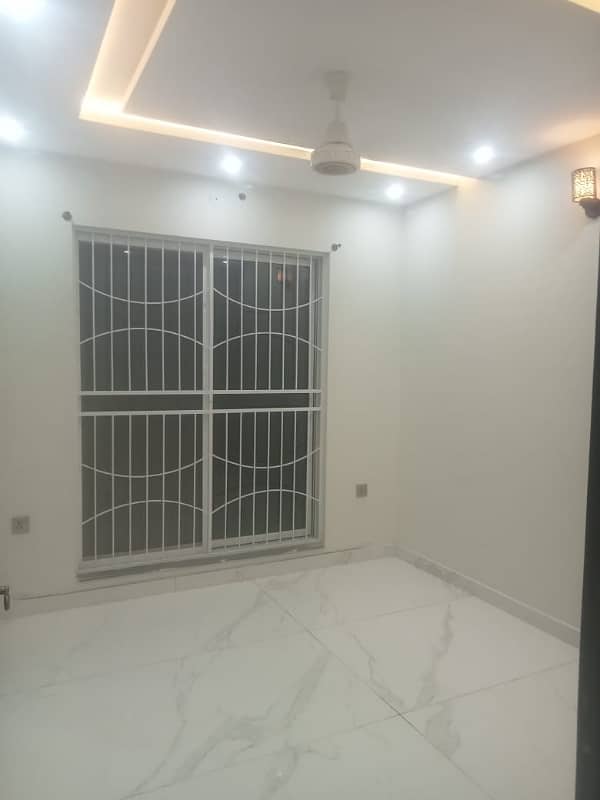 5 MARLA LOWER PORTION FOR RENT IN DHA RAHBAR BLOCK N 0