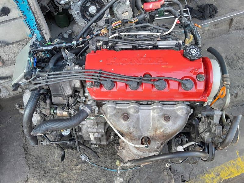 Honda Civic model 2000 exi complete engine with cvt transmission. 0