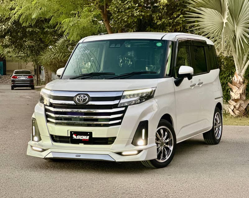 Toyota Roomy Custom G 1.0 2021 2