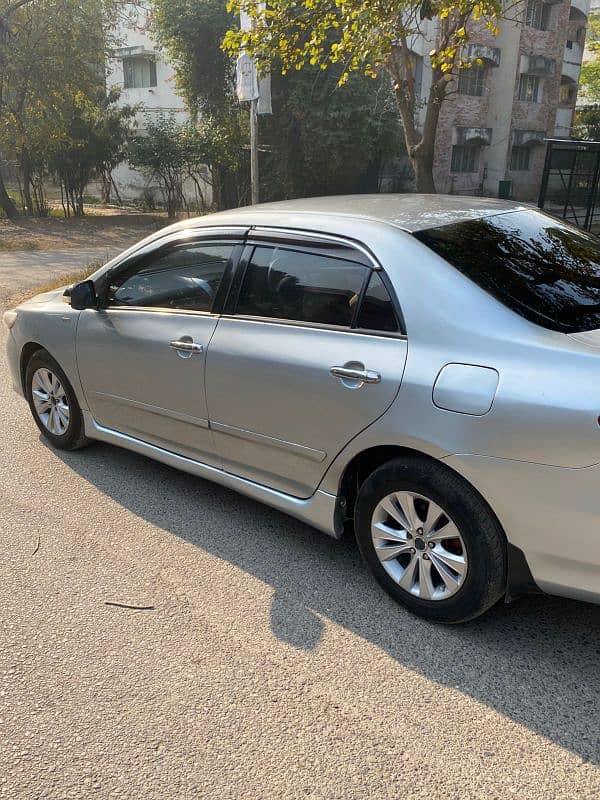 Toyota Corolla GLI 2010 3