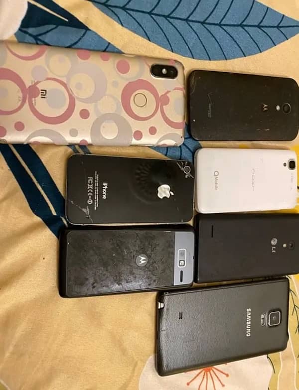 Bundle of iphone, samsung, LG, Moto – Will Work with Minor Repairs! 1