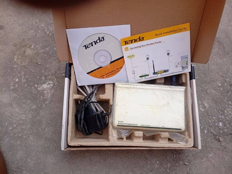 Tenda - Wireless -N Broadband Router For Sale 1