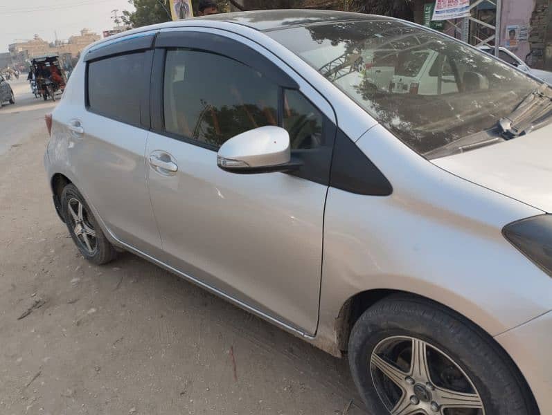 Toyota Vitz 2016 3