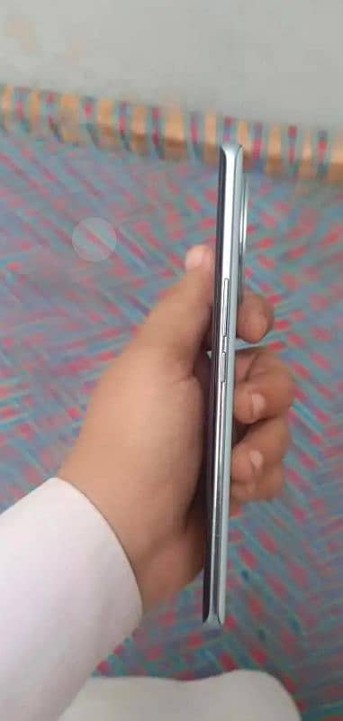 vivo v30e 1