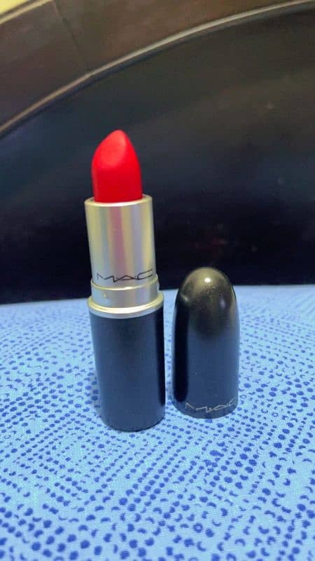 Mac original USA lipstick contact 03124454903 3