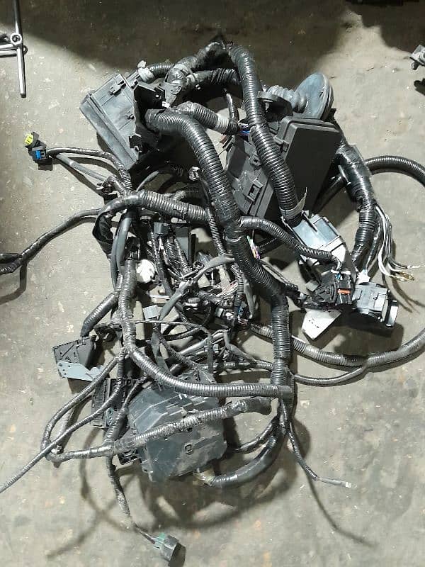 Nissan Kicks E power complete engine set available. 5