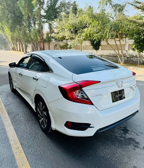 Honda Civic VTi Oriel Prosmatec 2018 oriel UG first ower full option 1