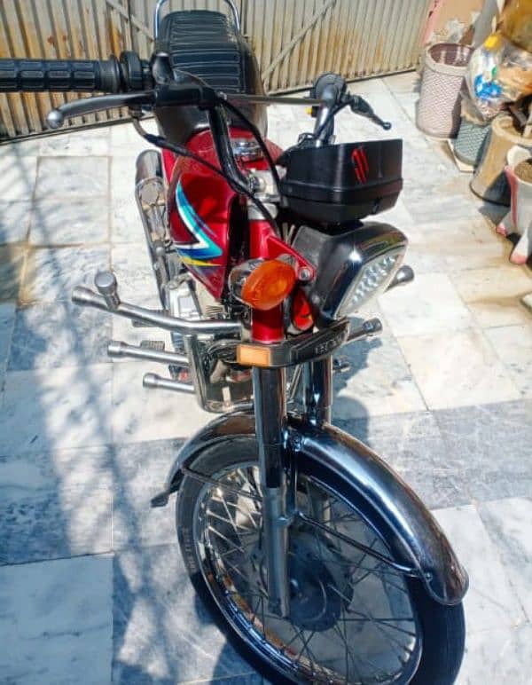 Honda CG 125 2018 model bike for sale call on 0318,4661884 0