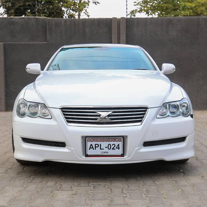 Toyota Mark X 2005 0