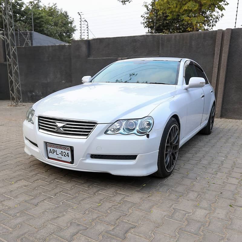 Toyota Mark X 2005 3