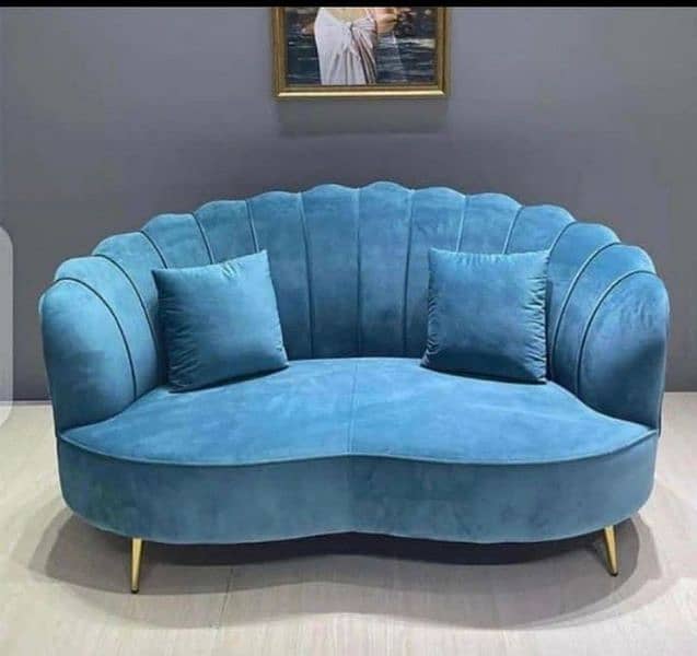 2 seater sofa 28000 0