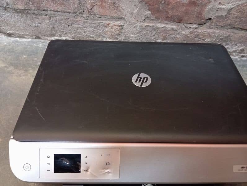 hp Envy 4500 wireless colour black 2 side printing be karta ha all ok 0