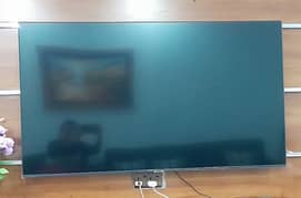 Samsung AU 7000 4K UHD LED TV