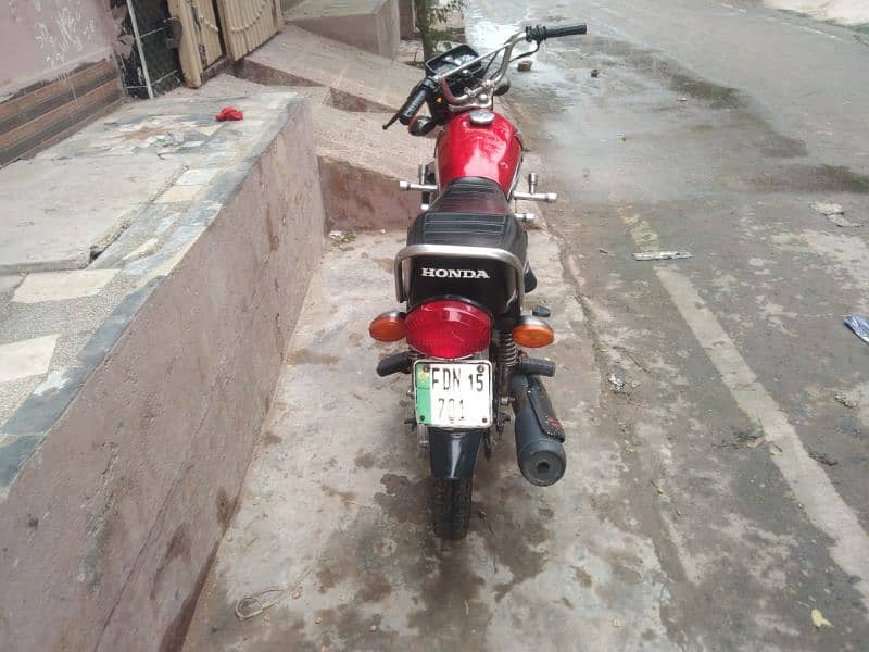 Honda 125 for sale no any single falt 1