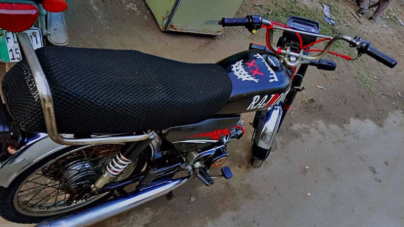 I'm selling my Pak Hero 10 model bike 1