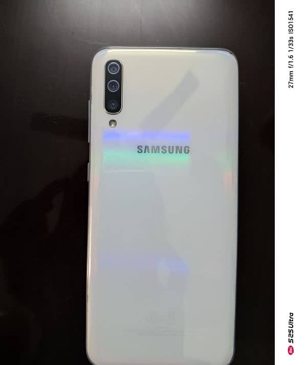 SAMSUNG GALAXY A70 (NON PTA) 2