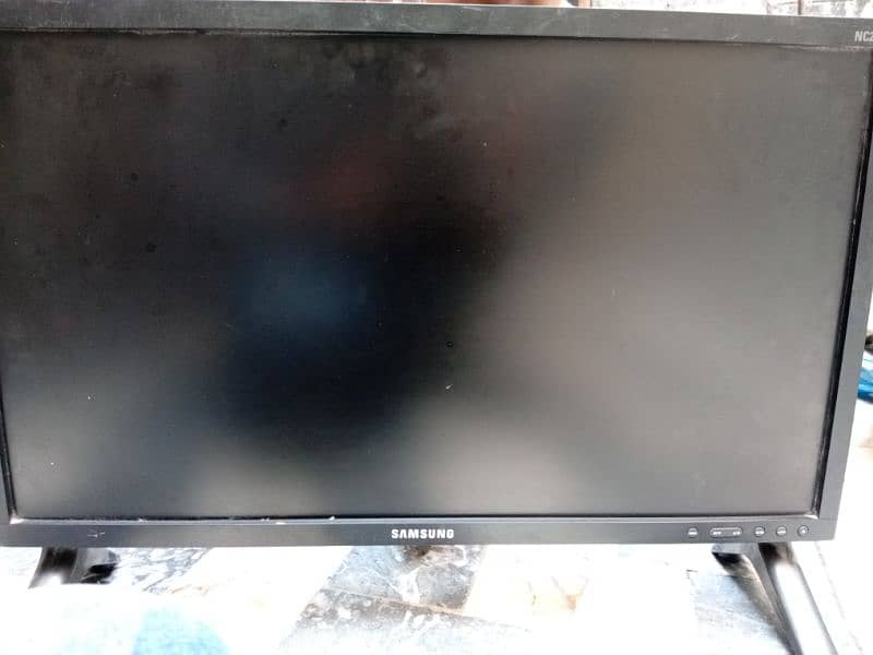 LED 24" fhd 4k, with internet connection 1