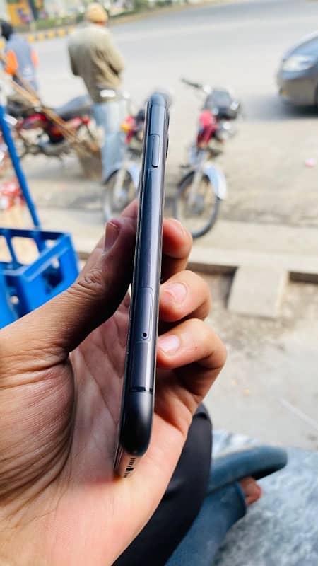 apple iphone 11 Non Pta 3