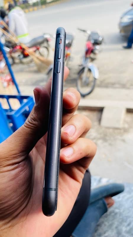 apple iphone 11 Non Pta 4