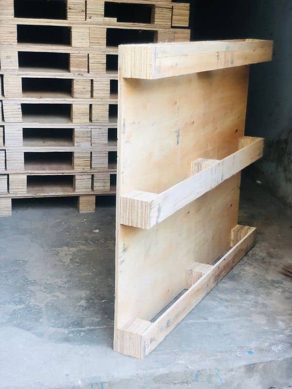 wooden pallets imported 3