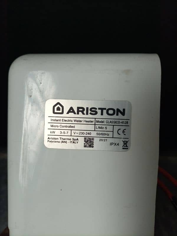 ARISTON INSTANT ELECTRIC SHOWER 2