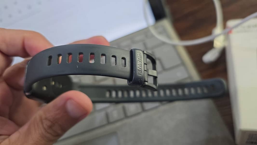 Huawei band 7 4