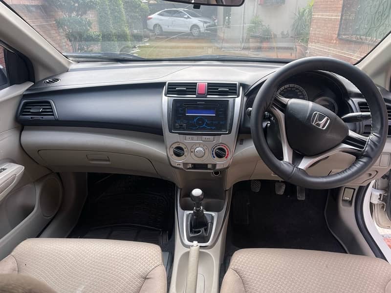 Honda City IVTEC 2018 orginal condition Apna name see in DHA 14