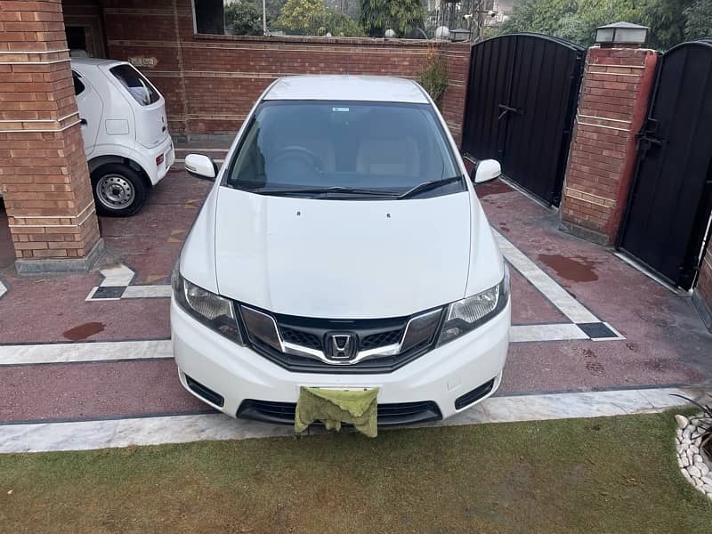 Honda City IVTEC 2018 orginal condition Apna name see in DHA 17