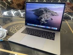 Apple Laptop MacBook Pro2016, Core i7,15"Ratina Dsply,16GB Ram,1TB SSD