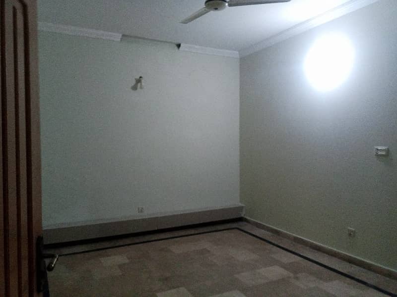 3 Bed Upper Portion for Rent Pakistan Town Phase 2 11