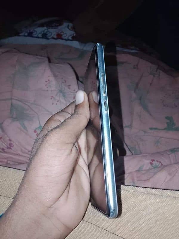 FOR SALE VIVO S1 4/128 GB 5000 MAH No Issu 1