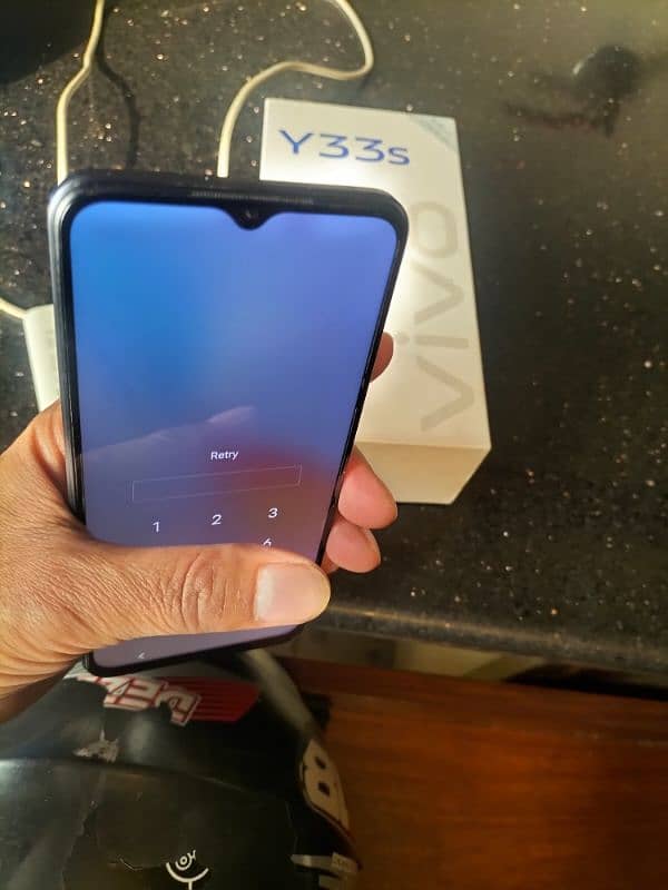 Vivo y33s  8+4/128 with box and original charger 4