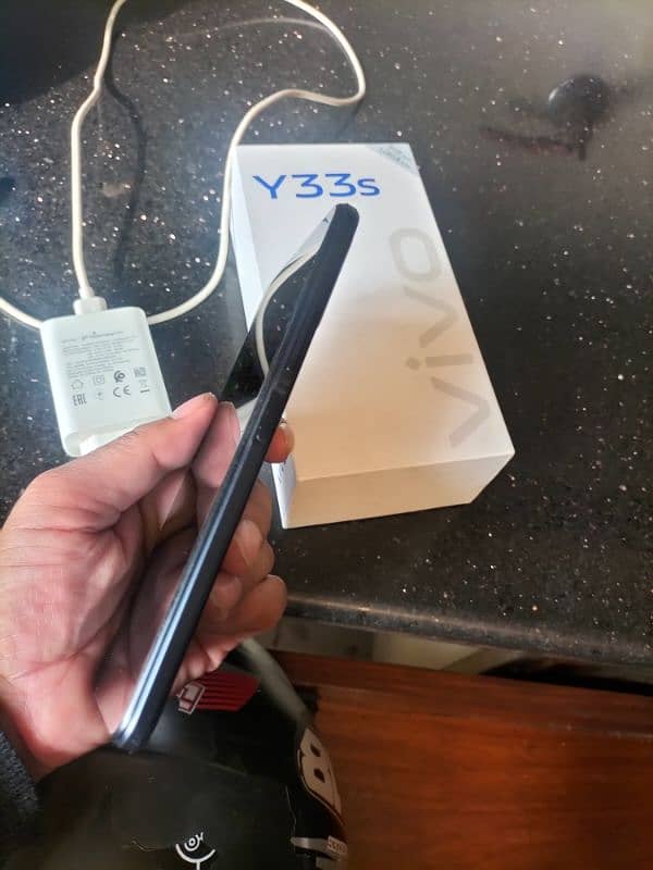 Vivo y33s  8+4/128 with box and original charger 6