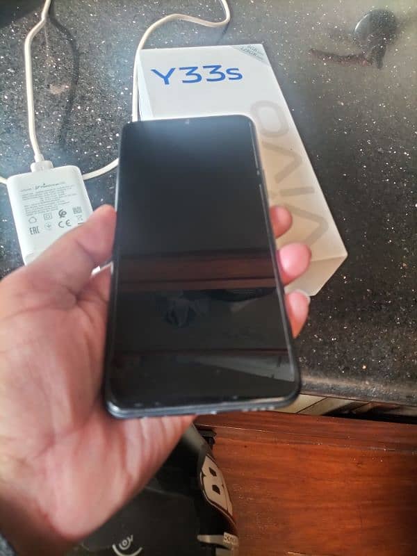 Vivo y33s  8+4/128 with box and original charger 8