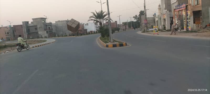 5 Marla Plot for sale in i Block Al- Rehman Garden Phase 2 Lahore 3