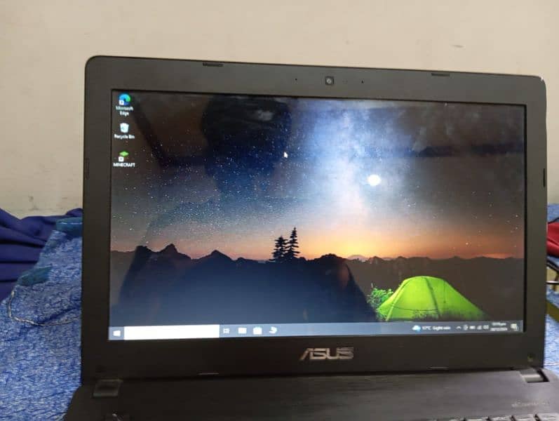 ASUS LAPTOP 7